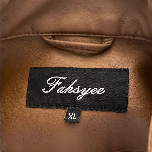 Brown Leather Jacket for Women - Picture 2 of 8